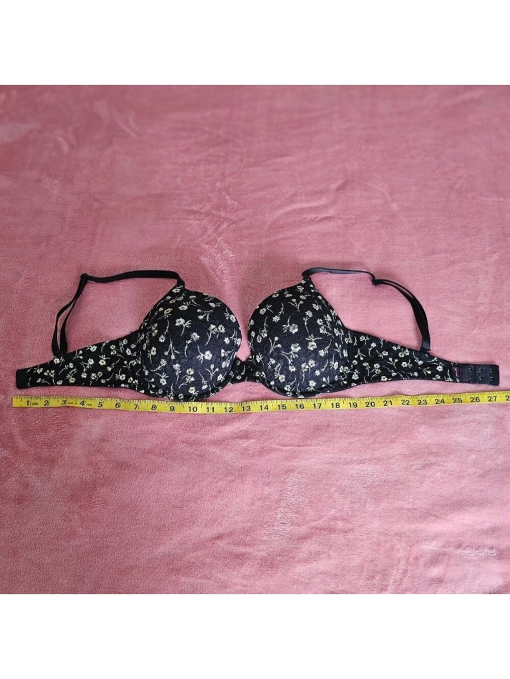 Black Floral Lace Victorias Secret Pink 34DD Push-Up Bra W/Adj Straps & Back - Picture 3 of 15